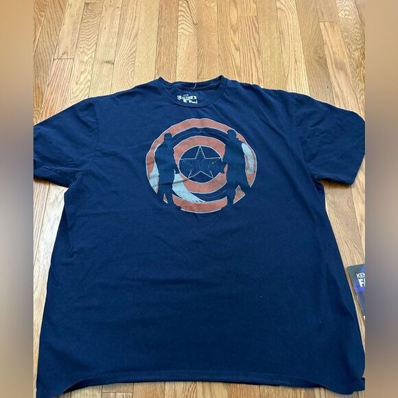 Marvel The Falcon and The Winter Soldier Tshirt NWOT - Picture 1 of 4